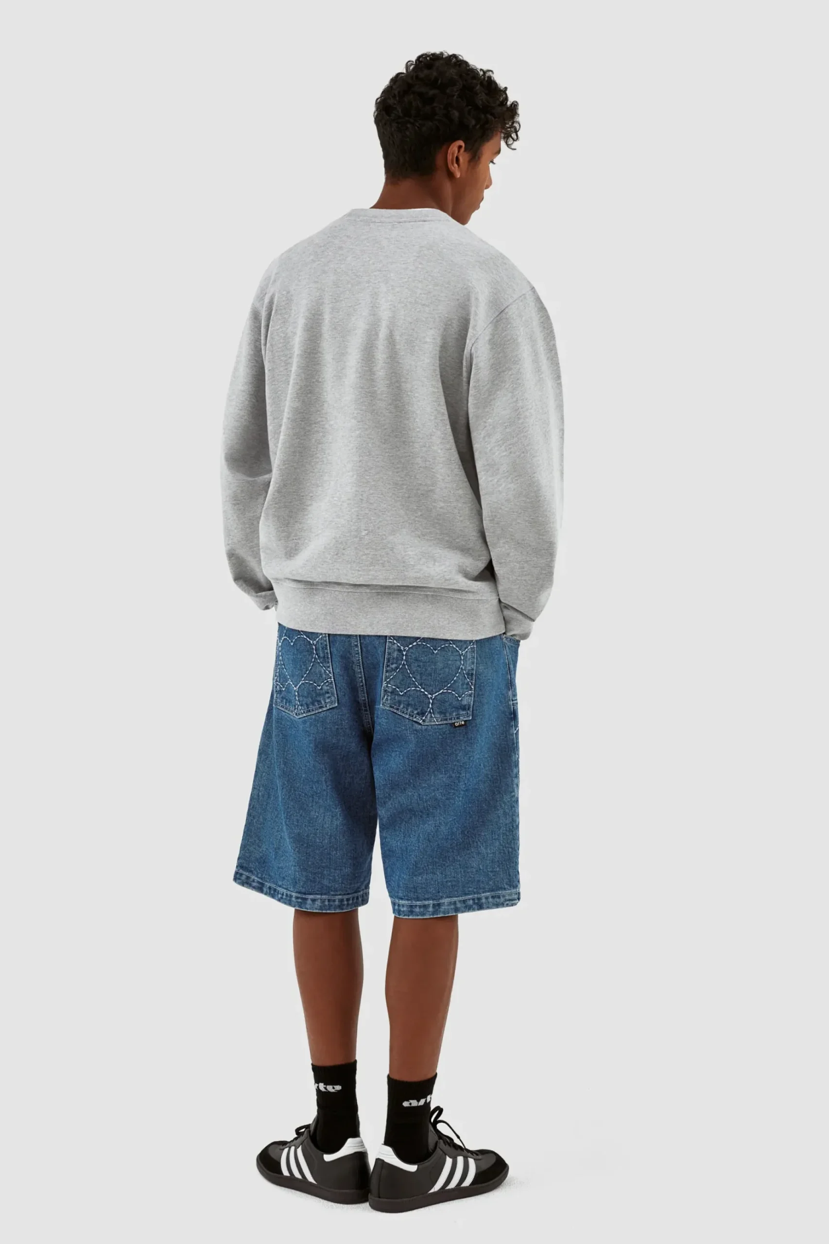 Arte Antwerp Carlos Fighters Crewneck