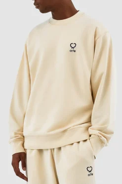 Arte Antwerp Carlos Small Heart Crewneck